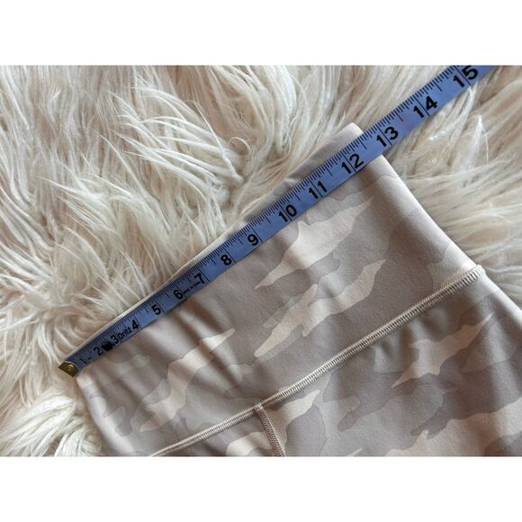 Athleta Women's Camo Elation 7/8 Tight Stretch Activewear Gray Cream Size Small - Picture 12 of 14